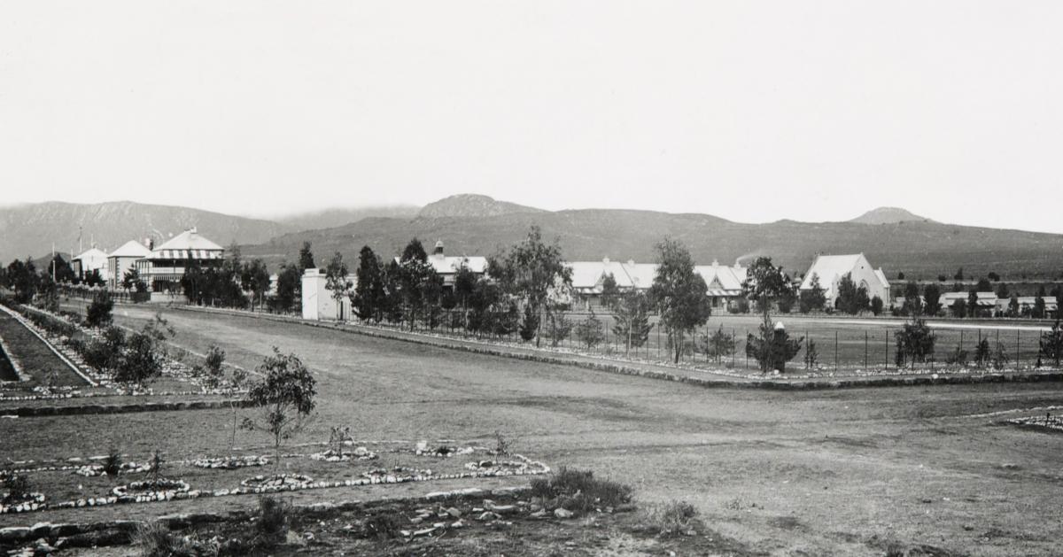 ‘Empire, War & Cricket in South Africa’ Logan of Matjiesfontein The